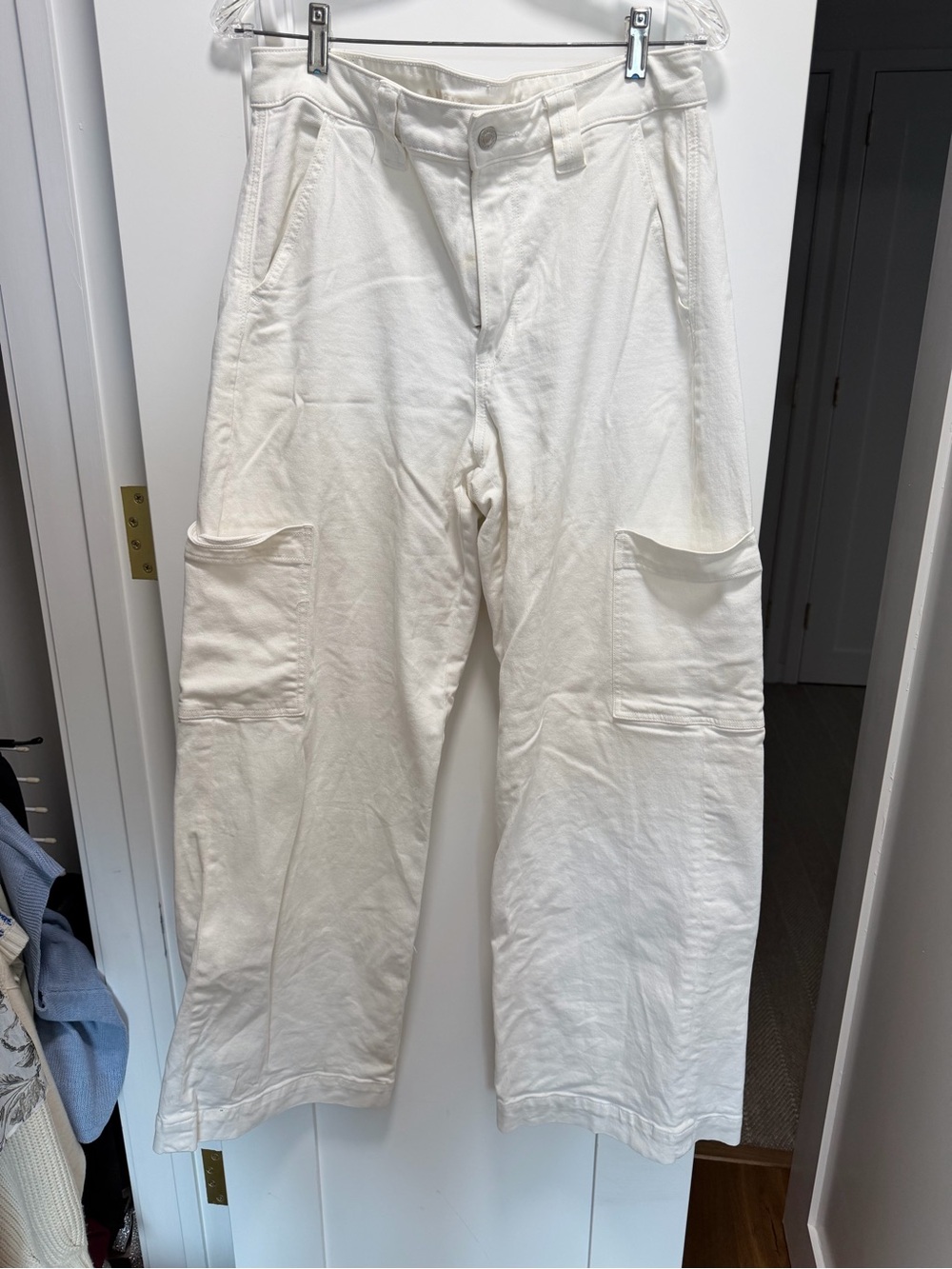 American Eagle Outfitters White Men's Cargo Pants - Relaxed Utility Fit